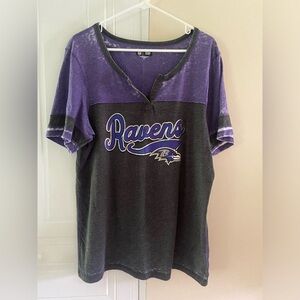 Baltimore Ravens TShirt Womens XXL Distressed Short Sleeve Scoop w/ V cut Purple